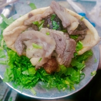رغيف لحمه حمراء
